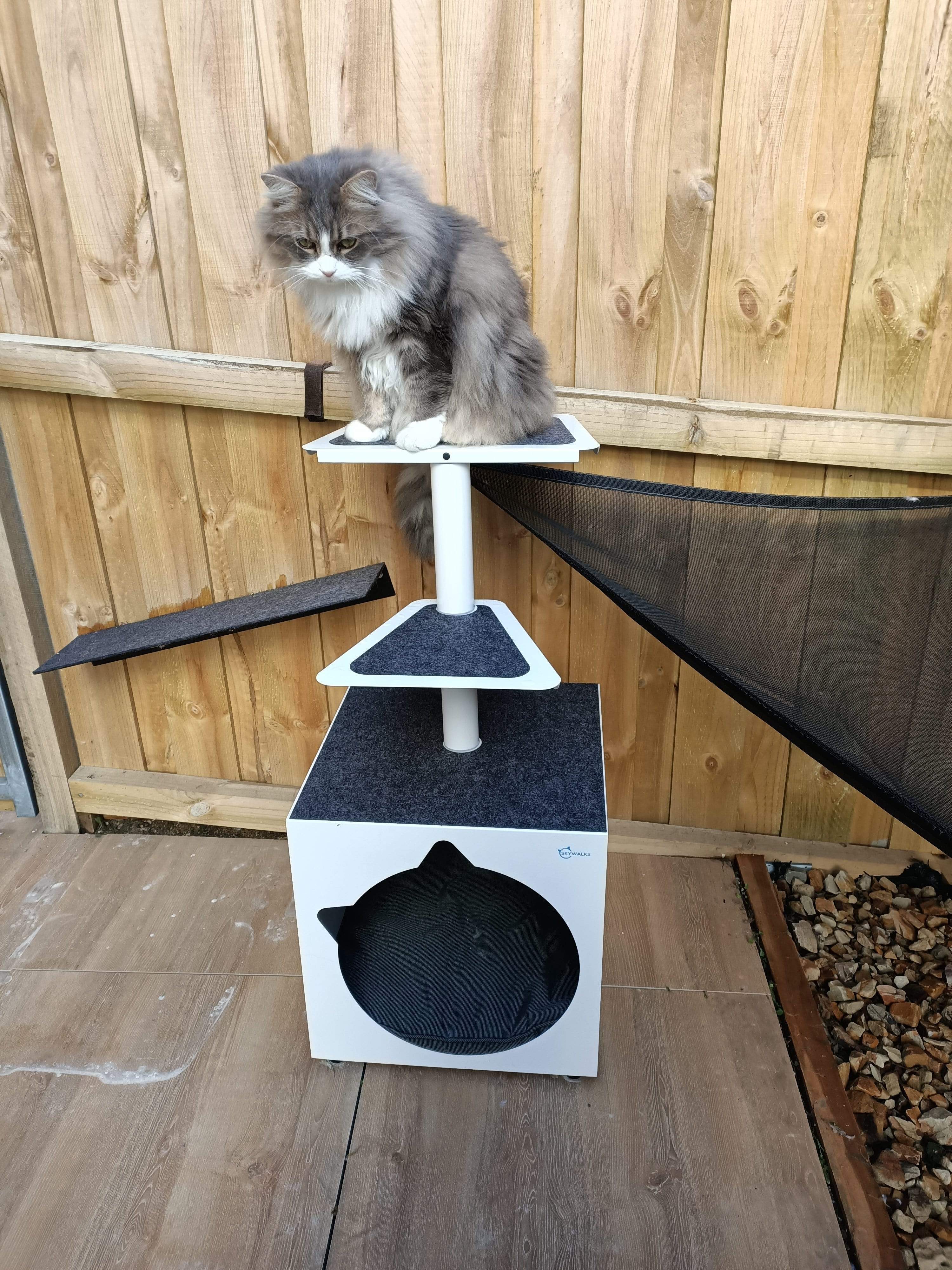Catnets SKYWALKS Cat Climbing System Skywalks Outdoor Cat Tree