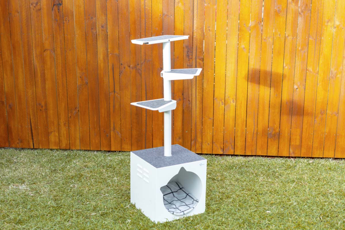 Catnets SKYWALKS Cat Climbing System Skywalks Outdoor Cat Tree With Extension